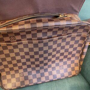 Louis Vuitton Naviglio Damier Ebene Messenger Bag
